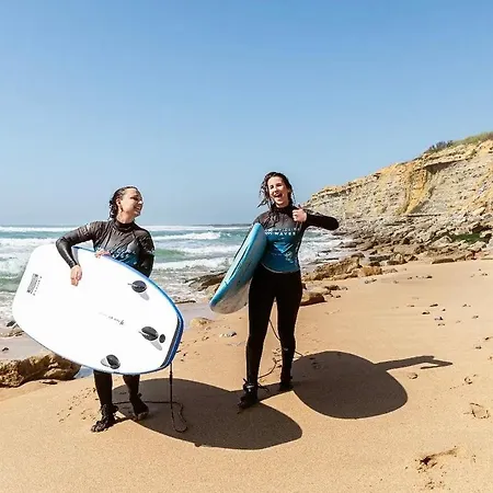 Hostel Ocean House - Next To Ribeira D'ilhas Surf *