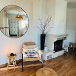 Hostel Ocean House Ericeira - Next To Ribeira D'Ilhas Surf Beach *