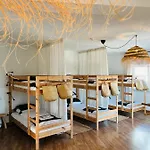 Hostel Ocean House Ericeira - Next To Ribeira D'Ilhas Surf Beach *