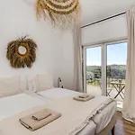 Ocean House Ericeira - Next To Ribeira D'Ilhas Surf Beach