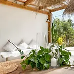Hostel Ocean House Ericeira - Next To Ribeira D'Ilhas Surf Beach
