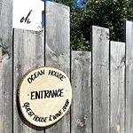 Hostel Ocean House Ericeira - Next To Ribeira D'Ilhas Surf Beach Ericeira