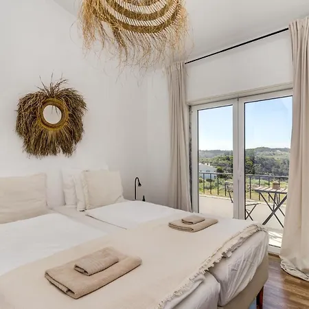 Ocean House - Next To Ribeira D'ilhas Surf