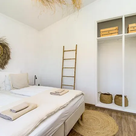 Ocean House - Next To Ribeira D'ilhas Surf * Ericeira