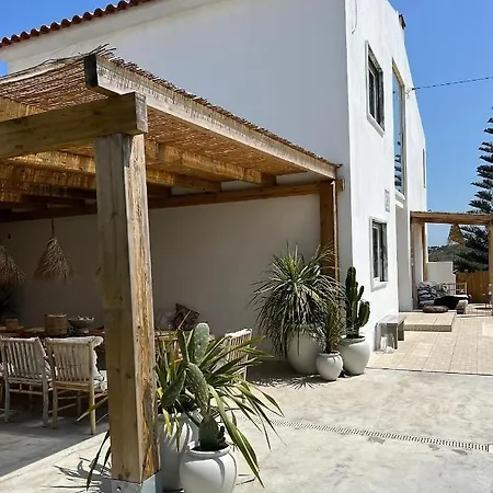 Ocean House Ericeira - Next To Ribeira D'Ilhas Surf Beach